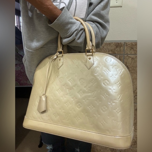 SOLD🌺SOLD🌺SOLD🌺🌺🌺🌺🌺🌺 - Picture 3 of 12